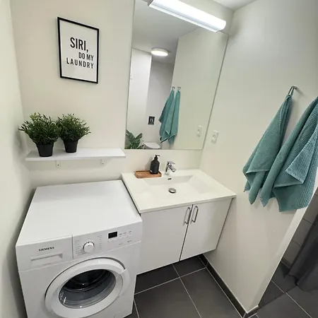 Apartment Fantastisk Bolig Midt I C