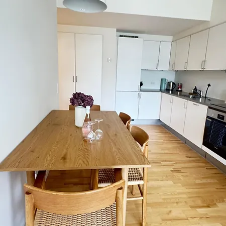 Apartment Fantastisk Bolig Midt I C *